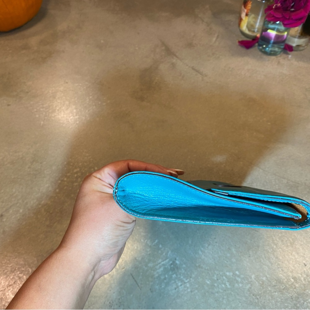 🍄 Hobo The Original Katrina Turquoise Leather Clutch - Picture 13 of 15